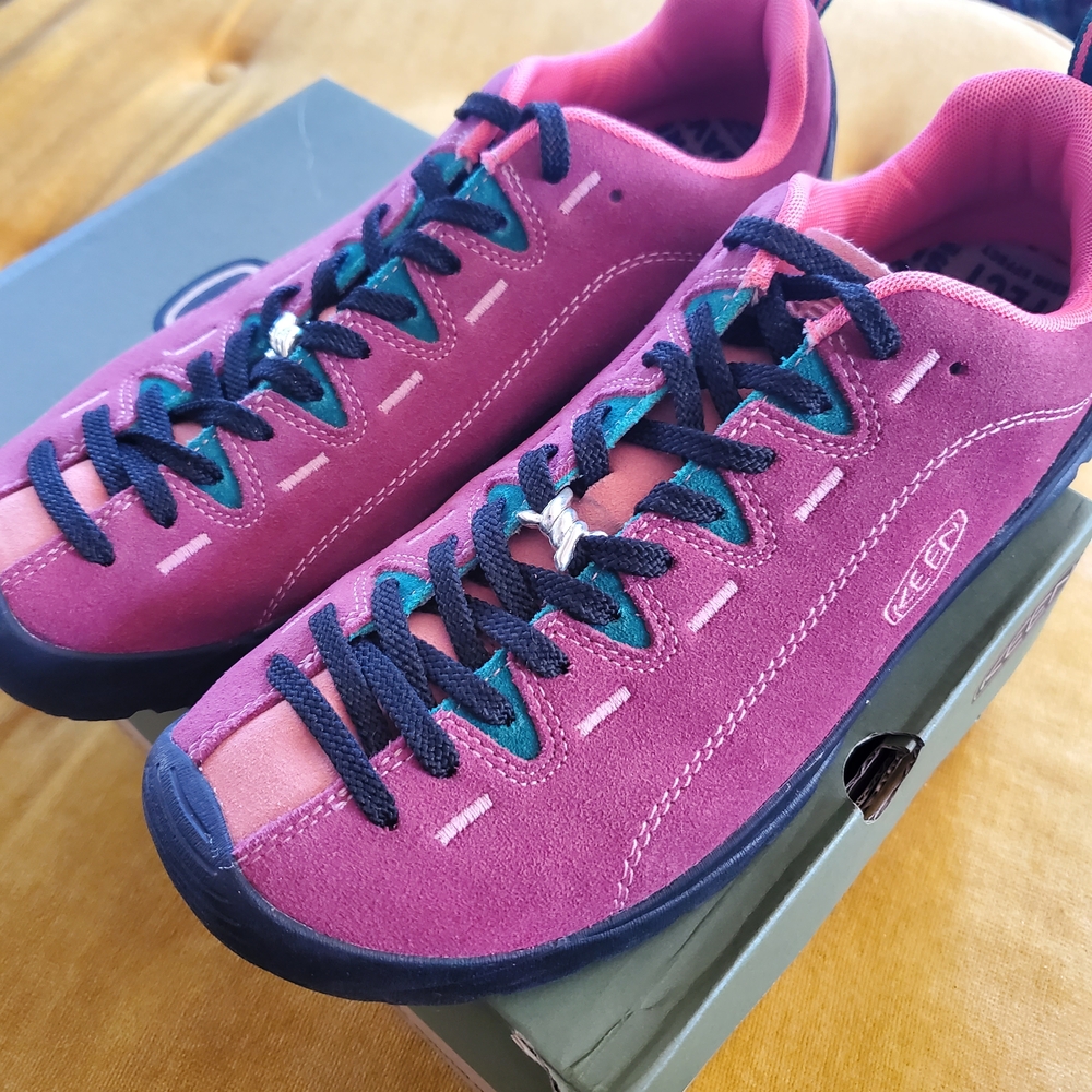Keen Jasper Pink and Black Suede Sneakers 9.5